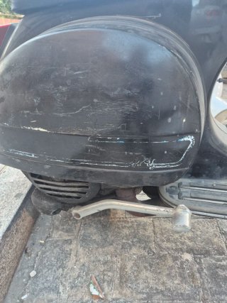 Vespa Iris 200 Negra