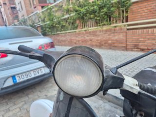 Vespa Iris 200 Negra