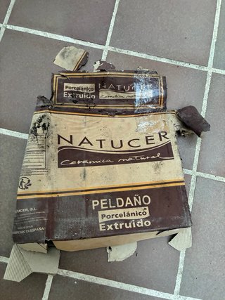 19 peldaños porcelanico reciclados imitación mader