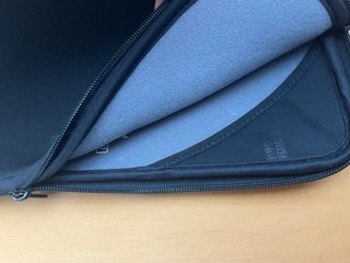 Chromebook ASUS CR1104FG + Cargador + Funda