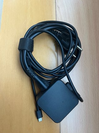 Chromebook ASUS CR1104FG + Cargador + Funda