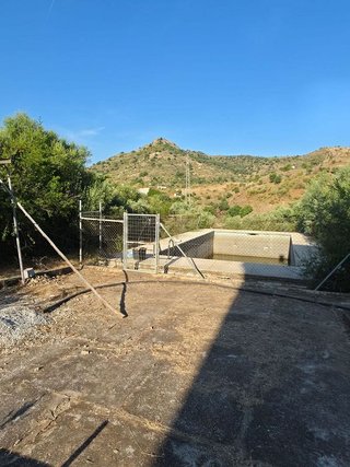 Chalet en venta en Puerto de la Torre - Atabal en Málaga
