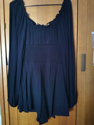 Mono negro corto