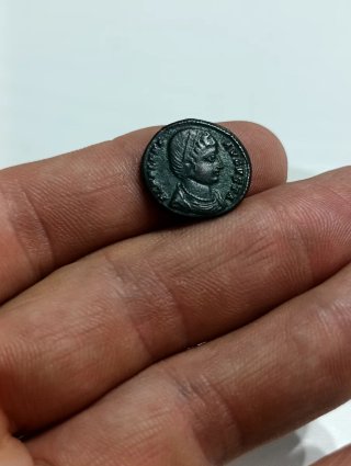 Follis Emperatriz Helena Roma