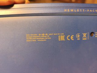 HP Stream 11 + Cargador + Ratón Azul