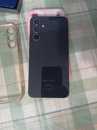 Samsung A54 5G Negro y Morado cada uno a 170€