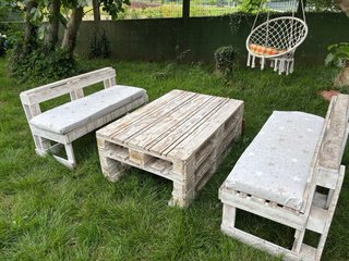 Juego de jardín: 2 bancos y mesa