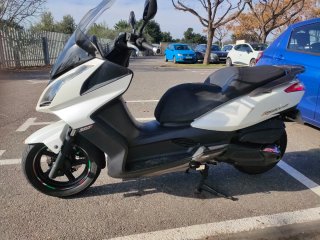 Kymco Superdink 300i Maxi Scooter 34 cv