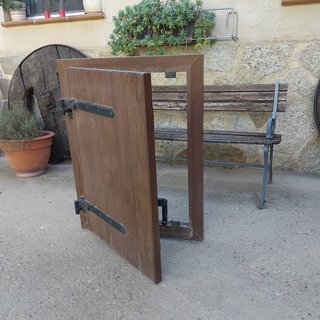 Contraventana imitación madera