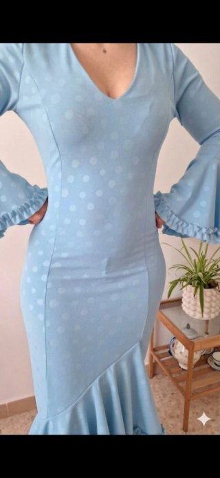 Traje de flamenca celeste TODAS LAS TALLAS