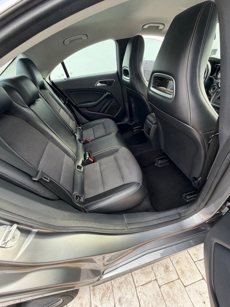 Mercedes-Benz CLA 200 CDI (C117) 2014, foto 24