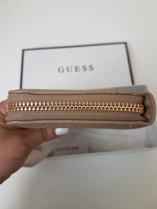 Cartera GUESS Diana Medium Zip Around Nueva