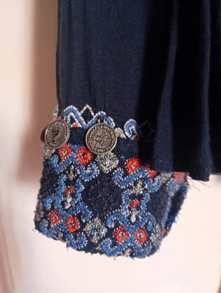 Chaqueta Zara TRF bordada con monedas