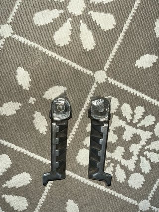 Estriberas Traseras Peugeot Ludix 50 Originales