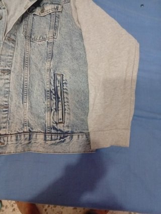 Cazadora vaquera Primark con capucha