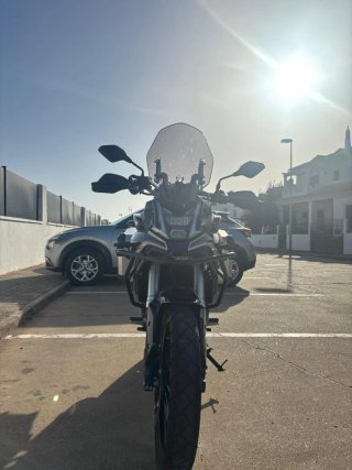 VOGE 500 DSX Moto Trail Adventure Negra