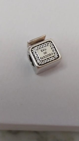 Charm Pandora Eau de Pandora Plata
