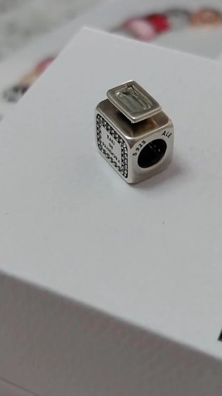 Charm Pandora Eau de Pandora Plata