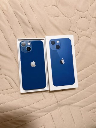 iPhone 13 mini blu con scatola