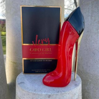 Carolina Herrera Good Girl Perfume Negro/Dorado