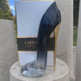 Carolina Herrera Good Girl Perfume Negro/Dorado