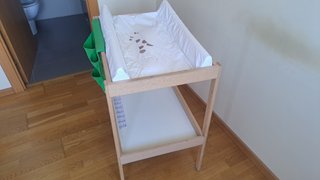Cambiador de bebé madera con bolsillos