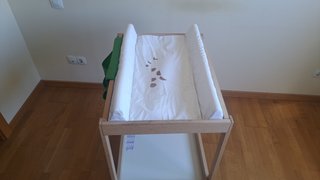 Cambiador de bebé madera con bolsillos