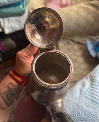 Juego de tetera y jarra de metal