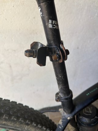 Remolque de bicicleta negro