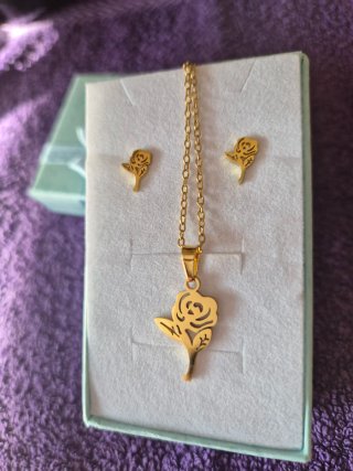 Conjunto Colar e Brincos Aço Inox Rosa Dourado