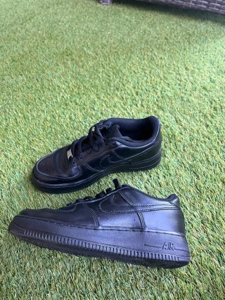 Nike Air Force 1 Negras Talla 38