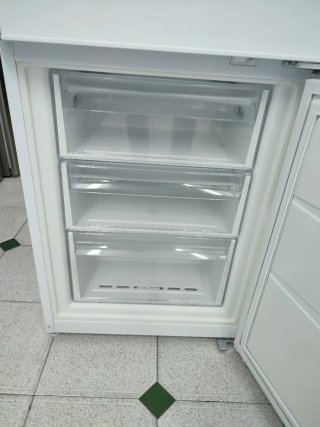 Nevera Panasonic 190/60cm A++ con garantía envío