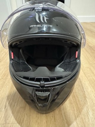 Casco de moto negro MT Helmets M