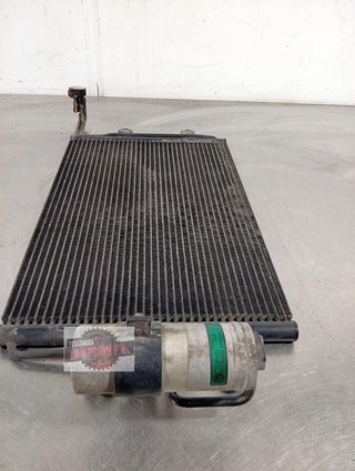 CONDENSADOR / RADIADOR  AIRE ACONDICIONADO Volkswagen Golf IV Berlina (1J1)(10.1997->2004)