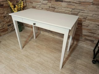 Mesa Ikea extensible y 2 sillas