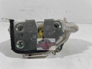 CERRADURA PUERTA TRASERA IZQUIERDA Honda Civic 5 puertas (FK)(2005->)