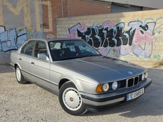 BMW E34 525iA