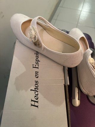 Zapatos niña blancos Pulpines