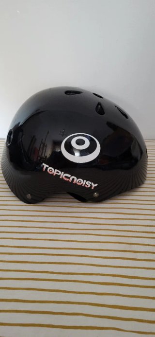 Casco negro bici/patinete infantil