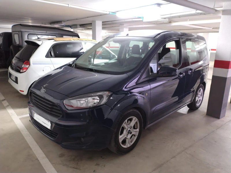 Ford Tourneo Courier 2017 - foto 1