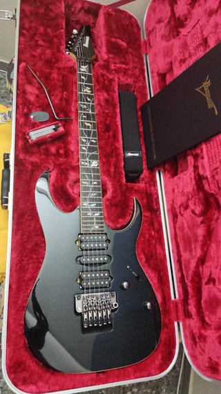 Ibanez J.Custom 8570 Z Black Onix 2016 ( a estrena