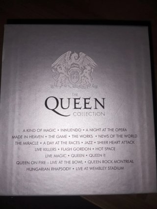 Colección Completa QUEEN- 21 Tomos precintados.