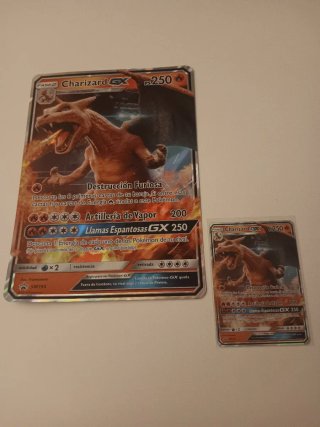 Charizard GX SM195
