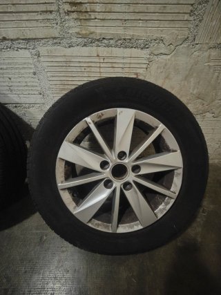 Llantas Golf 7 con neumáticos