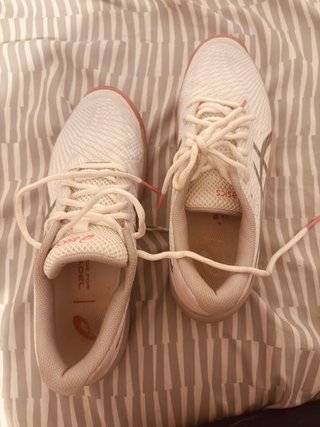 Zapatillas Asics Padel Blancas y Rosas