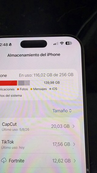 iPhone 16 Pro Max