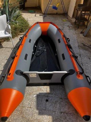Barca Neumática 3,2M + Accesorios