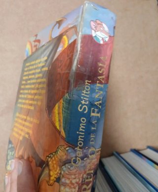 Lote de 4 libros de Geronimo Stilton.