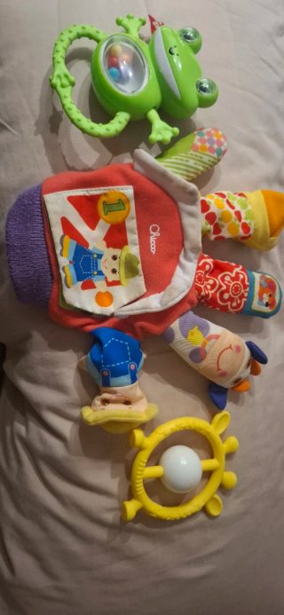 Lote Juguetes Bebé Chicco Rana y Más
