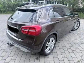 Mercedes-Benz GLA 2015